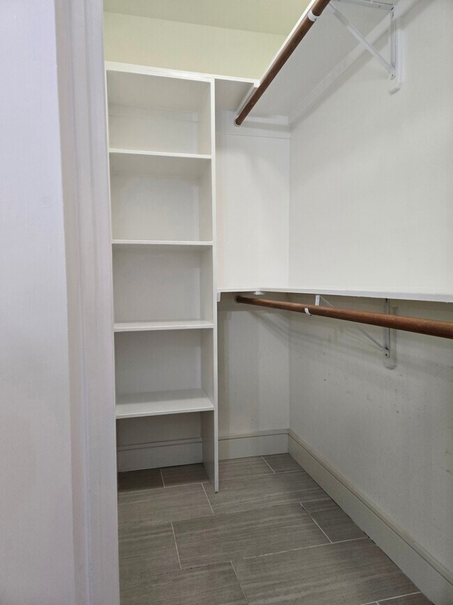 Building Photo - 7535 Stone Pine Ln