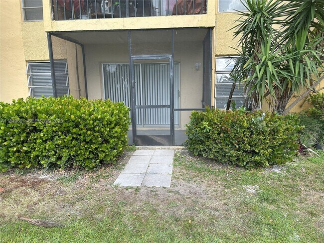 Building Photo - 450 NW 20th St