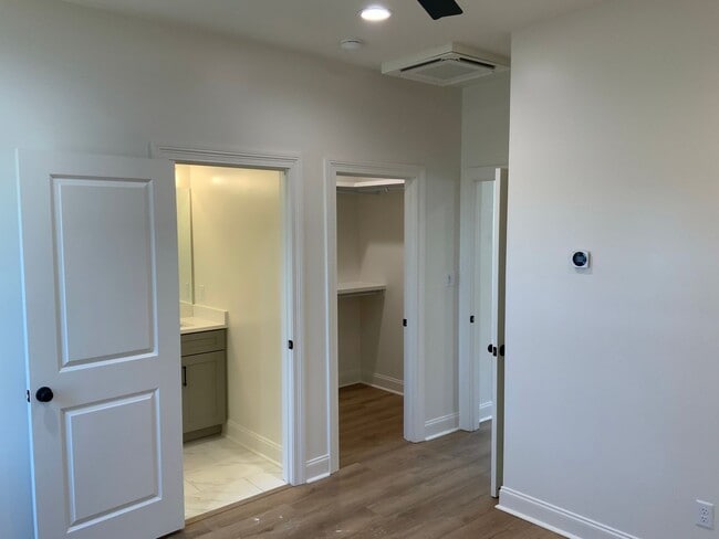 Building Photo - 1 Bedroom condo in Oxford MS