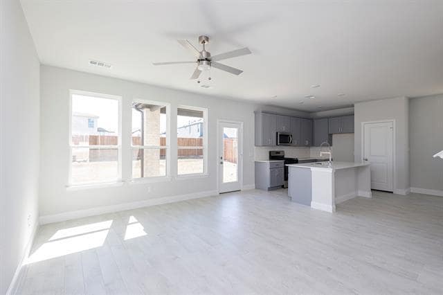 Building Photo - 1214 Aruba Ave