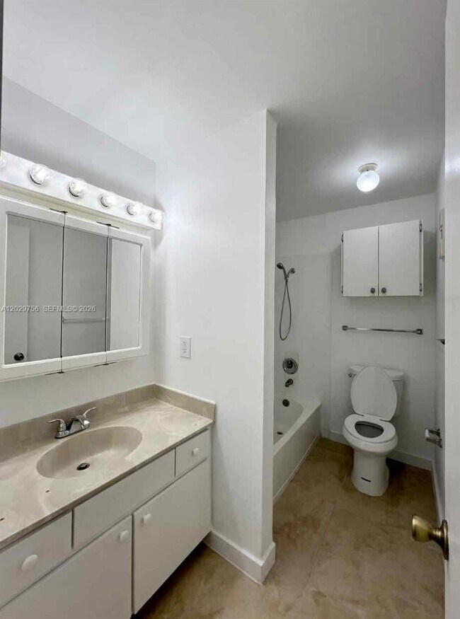 Building Photo - 8719 NW 39th St