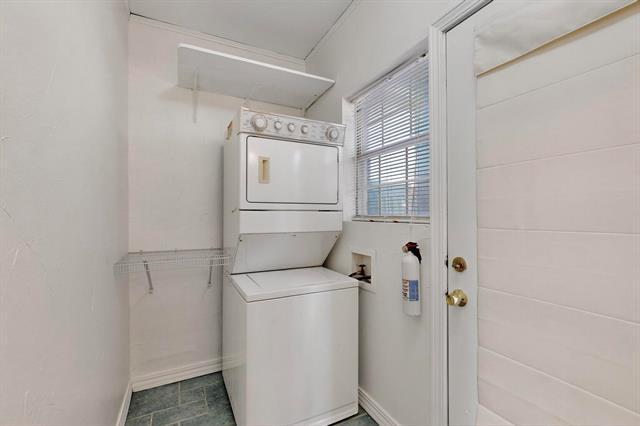 Building Photo - 4140 Normandy Ave
