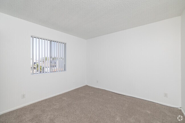 2BR, 1BA - 630SF - Bedroom - 2216-2218 Court St.