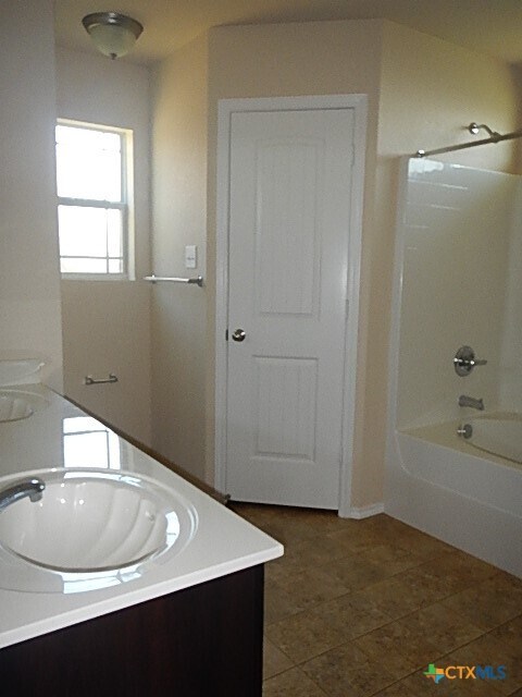 Building Photo - 4900 Screaming Eagle Cir
