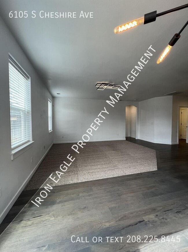 Building Photo - 6105 S Cheshire Ave