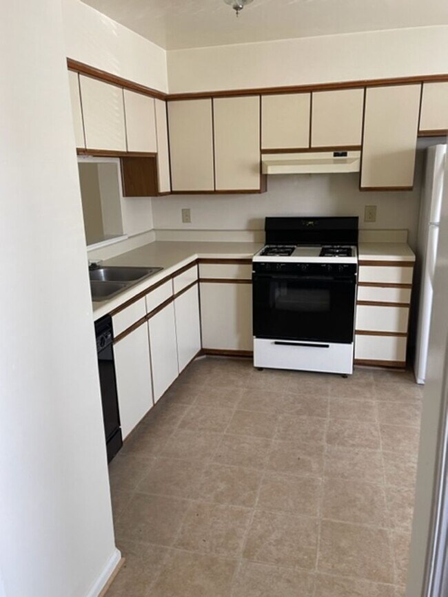 Building Photo - OCEAN LAKES