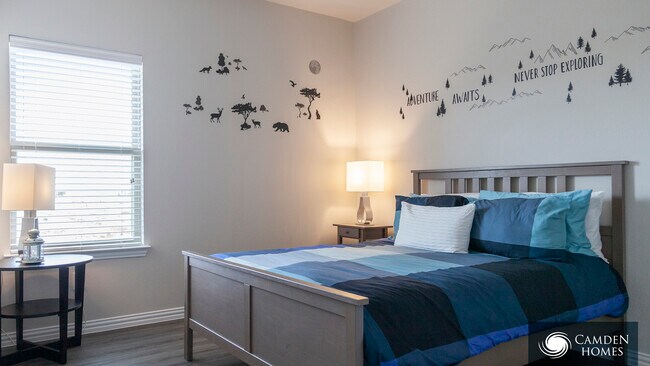 Building Photo - 2082 Peppermint Ln