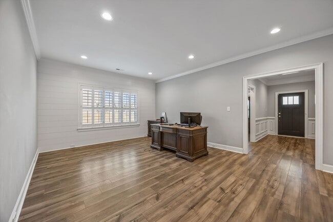 Building Photo - 14855 Willow Rose Ln