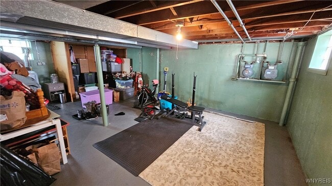 Building Photo - 237 Colton Ave