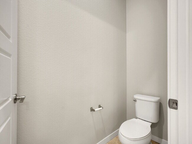 Building Photo - $2,195 - 2 Bed, 2 Bath Condo in Parker wit...