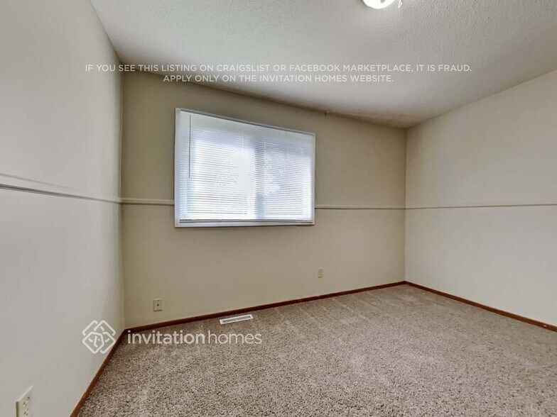 Building Photo - 7081 Quantico Ln N