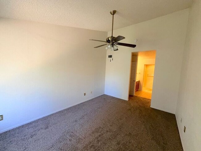 Building Photo - Rollin' on the River - Top Story Riverfront Condo