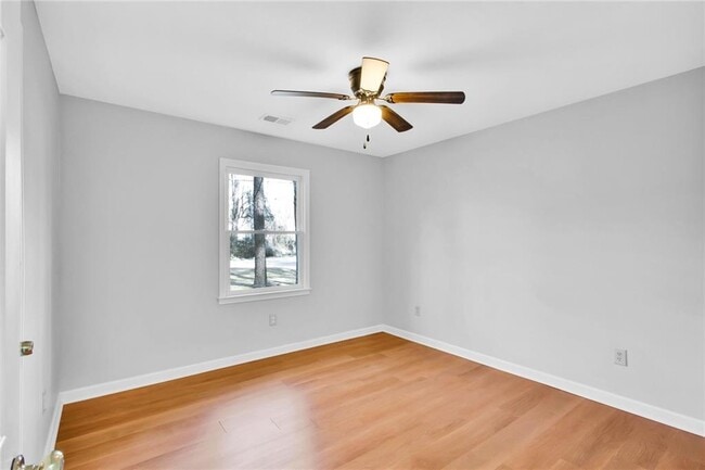 Building Photo - 7515 Asbury Dr