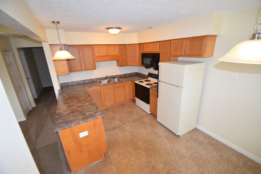 Building Photo - Cheswick Village