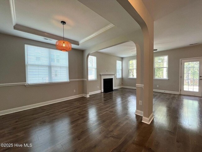 Building Photo - 188 Sandy Springs Rd