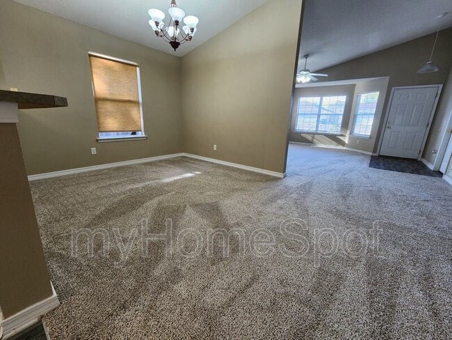 Building Photo - 1589 Galvin Ave