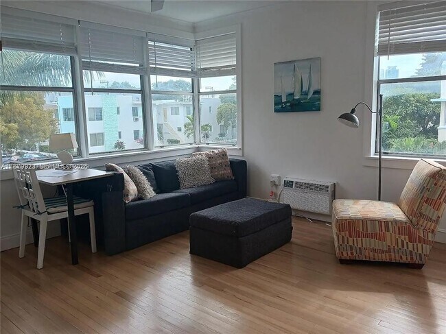 Building Photo - 900 Jefferson Ave