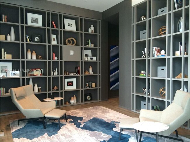 Building Photo - 1100 S Miami Ave