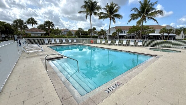 Building Photo - 8431 Village Edge Cir