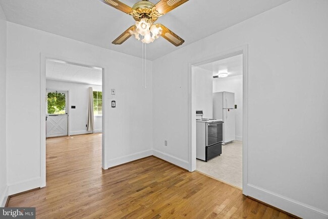 Building Photo - 2917 1st St