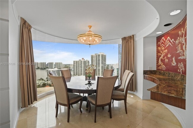 Building Photo - 19355 Turnberry Way