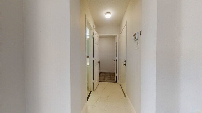 Building Photo - 15319 Cobblestone Point Ct