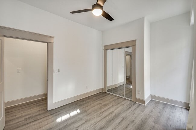Building Photo - Beautifully Updated 1bd/1ba Condo in Midto...