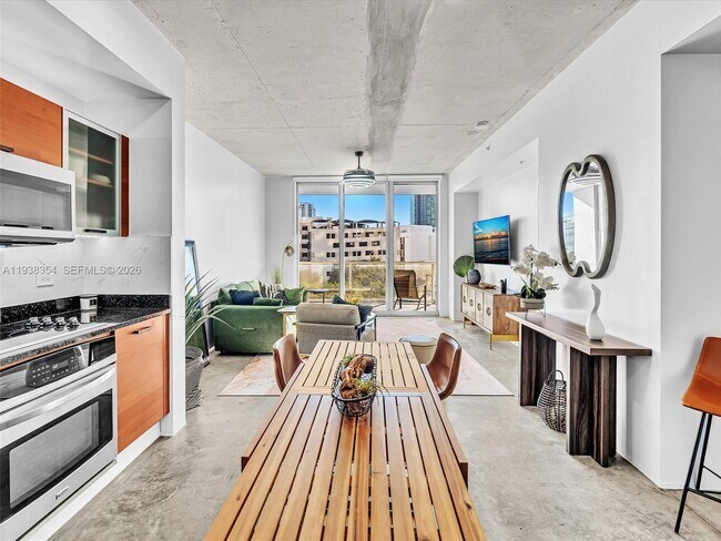 Building Photo - 3470 E Coast Ave