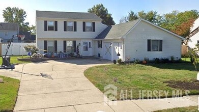 Building Photo - 45 Stratford Ln