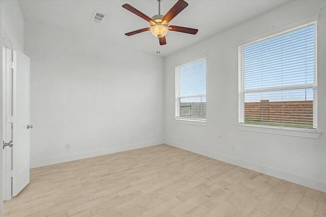 Building Photo - 21138 Garden Palm Dr