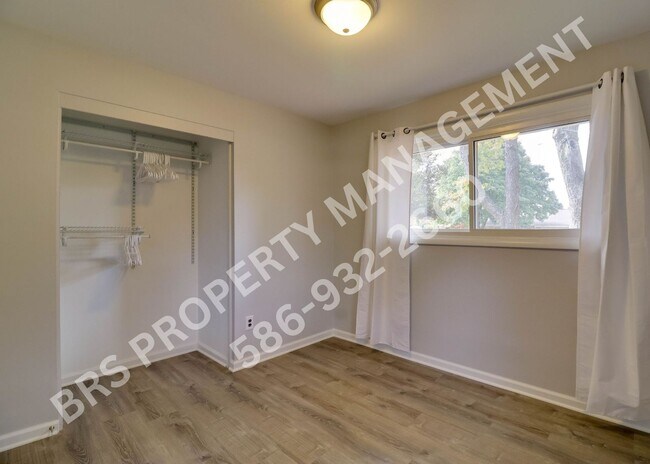 Building Photo - Newly Renovated 3-Bedroom Home for Rent – West Bloomfield, MI