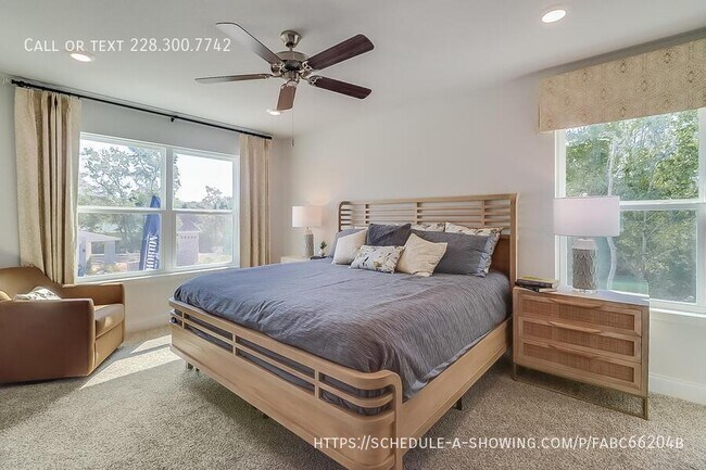 Building Photo - 12277 Sinclair Dr