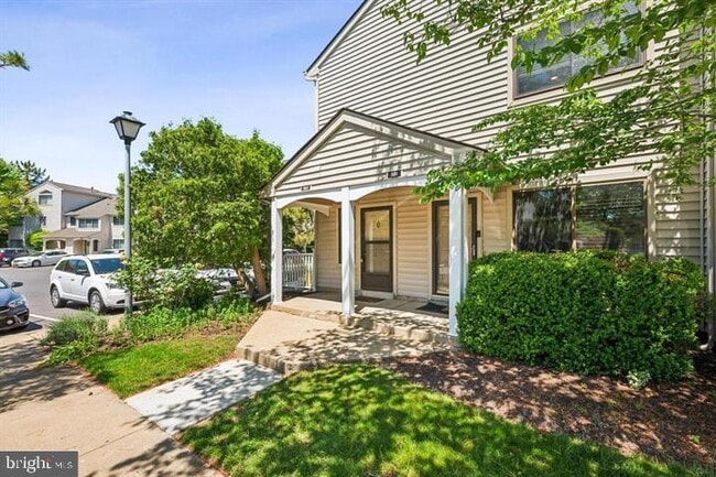 Building Photo - 502 Gregorys Way