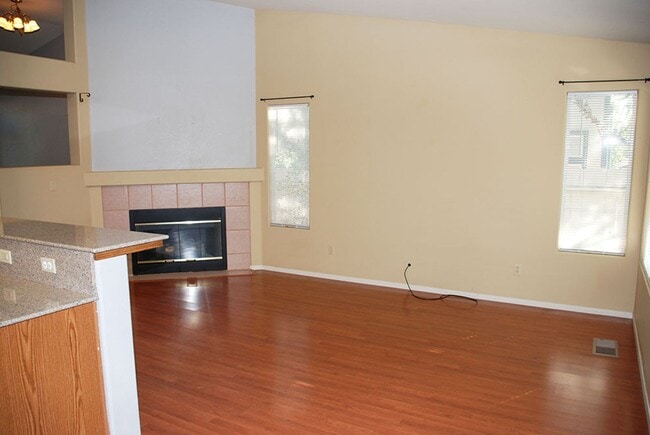 Building Photo - Four Br Single Story Home in NW Reno