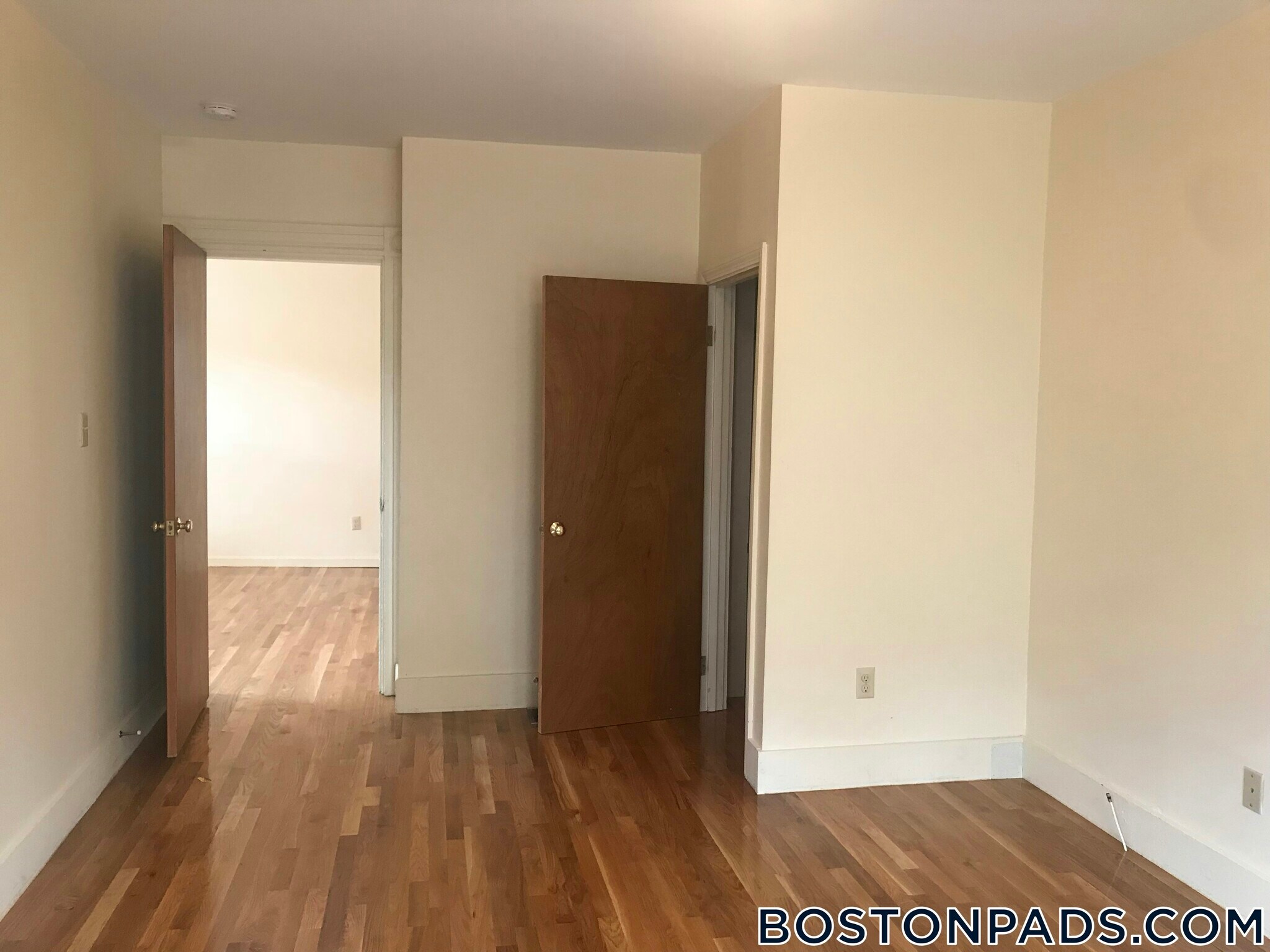 Building Photo - 19 Norumbega Terrace