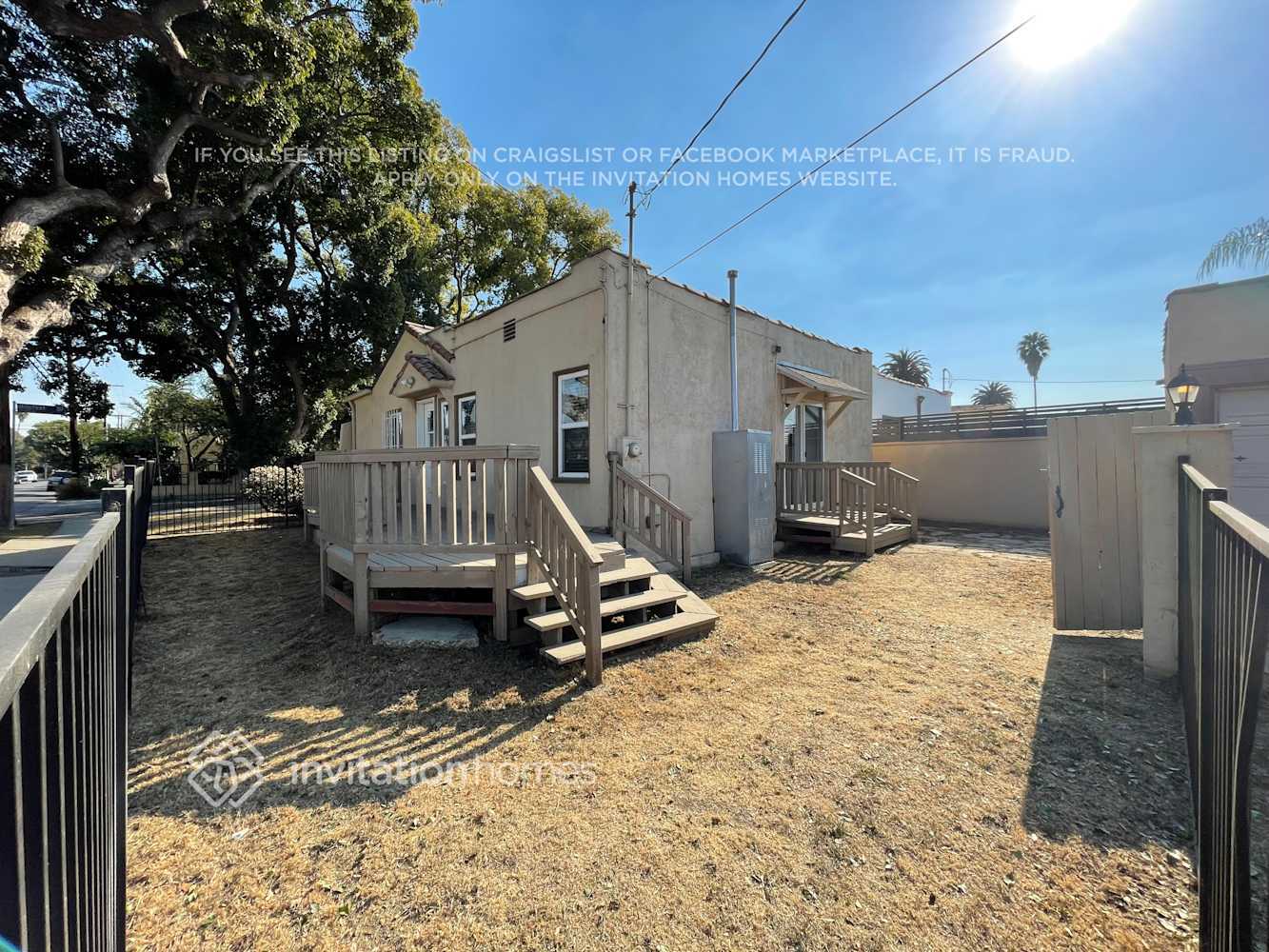 Building Photo - 3003 Hillcrest Dr