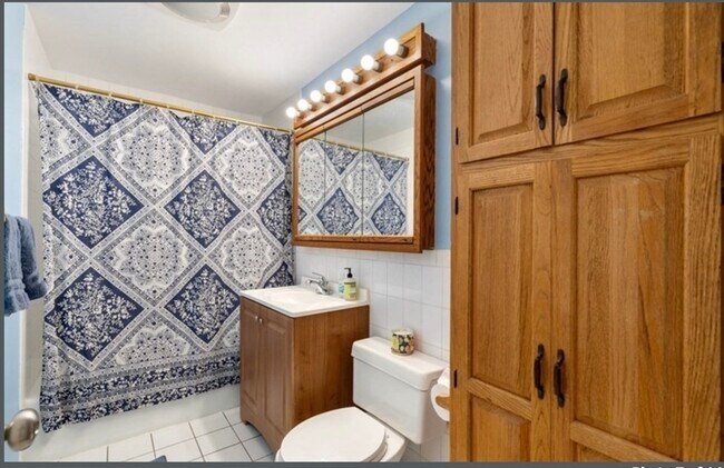 Building Photo - 34 Hamilton Rd