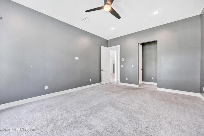 Building Photo - 9755 Invention Ln