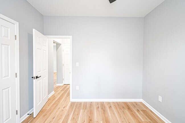 Building Photo - 9350 Reading Rd