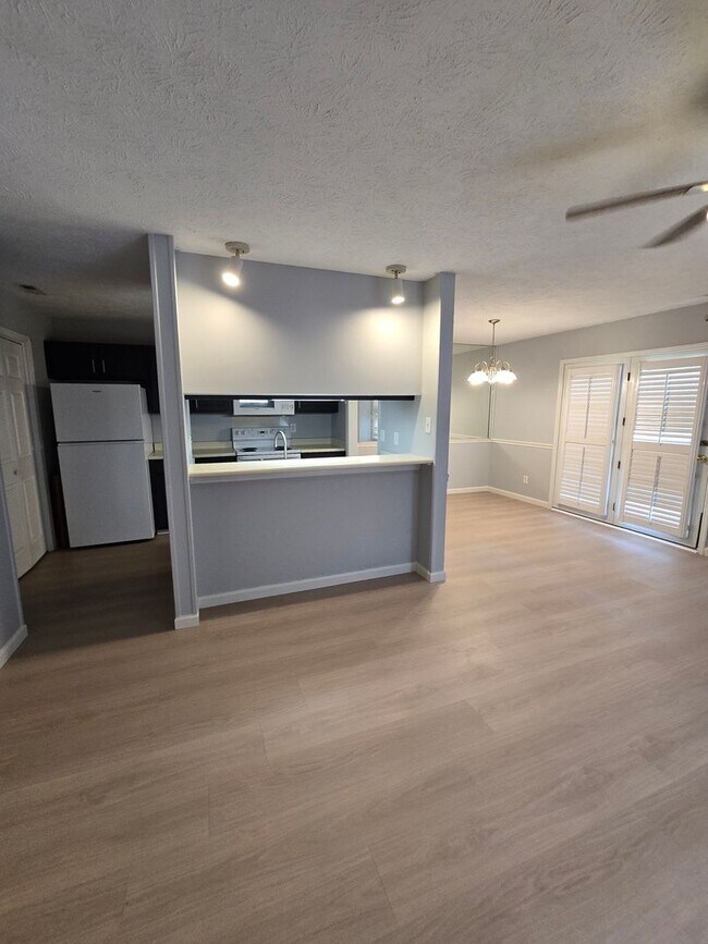 Building Photo - 2700-3 Preston Woods Drive