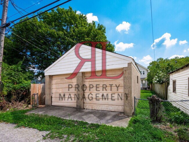 Building Photo - 439 Eldridge Ave