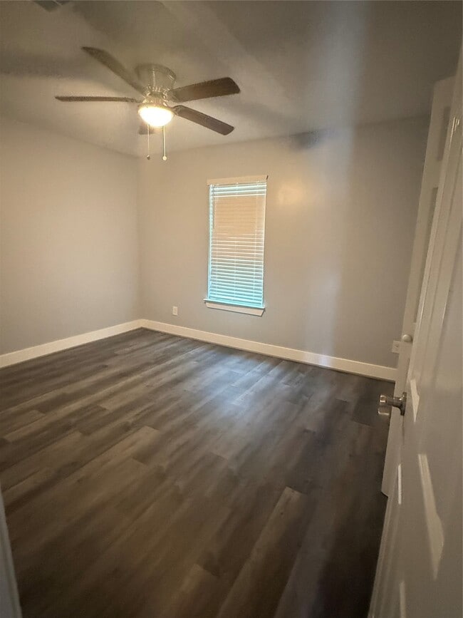 Primary Photo - 6712 Eastwood St