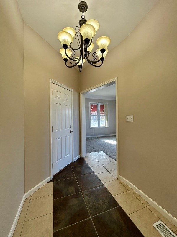 Building Photo - 82 Poplar St