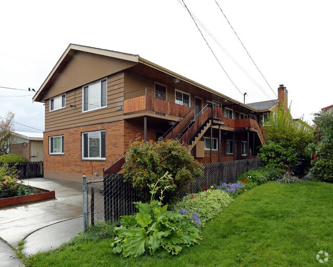 Building Photo - 1111 NW 56th St