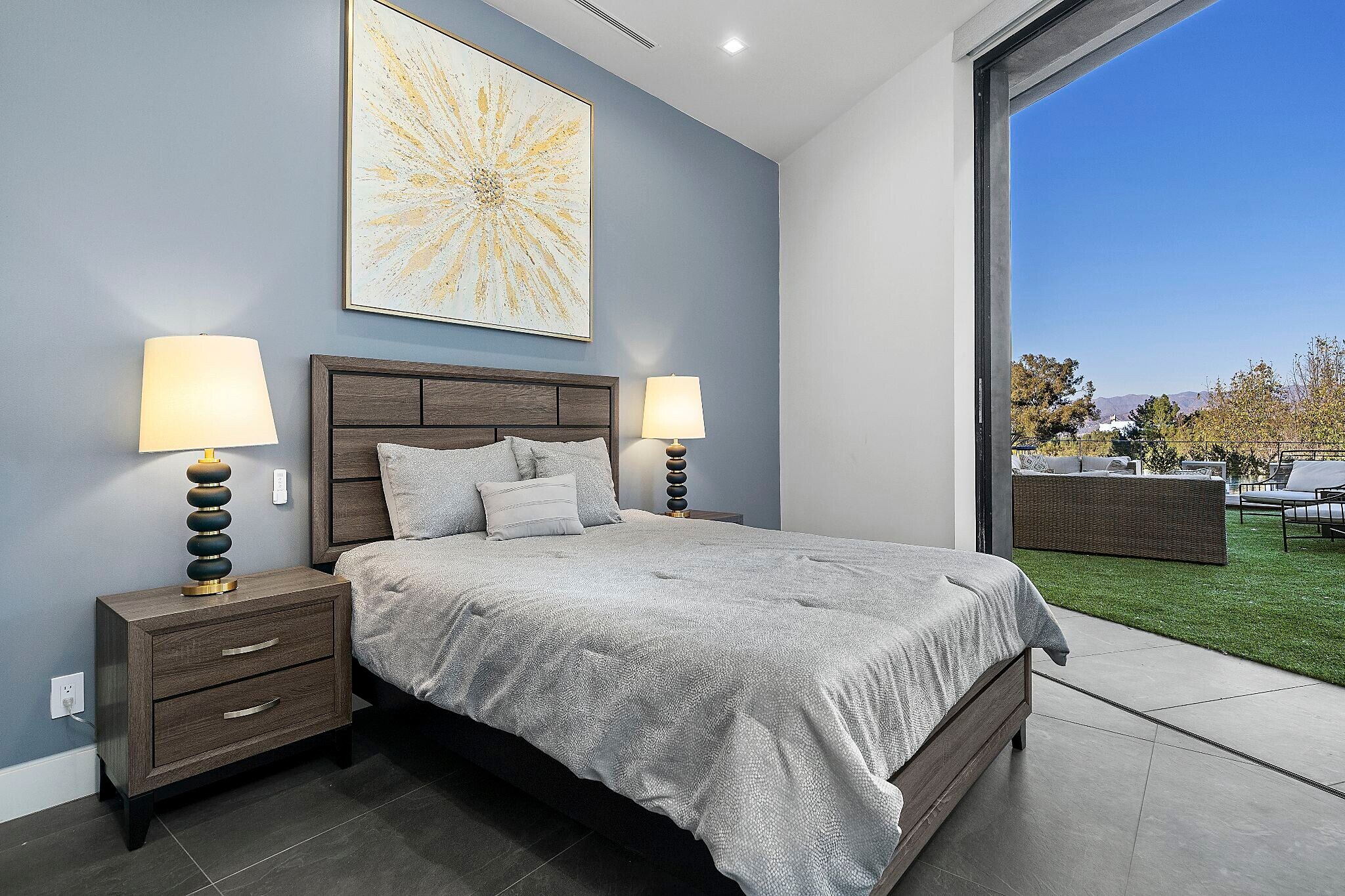 Building Photo - 3712 Broadlawn Dr