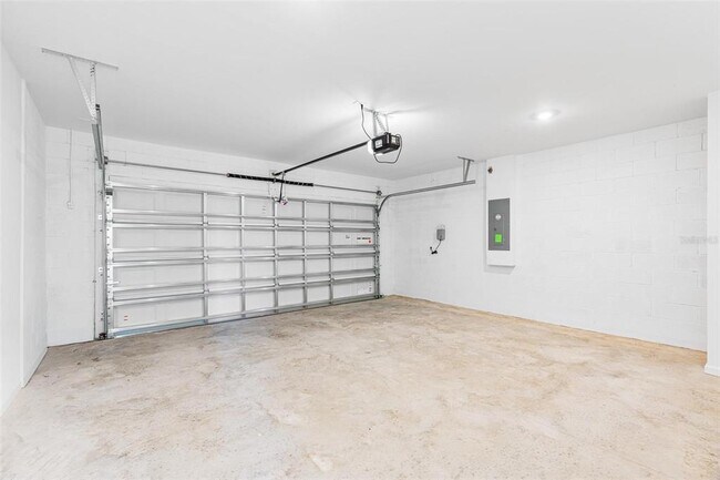 Building Photo - 6424 DOMIZIO Dr