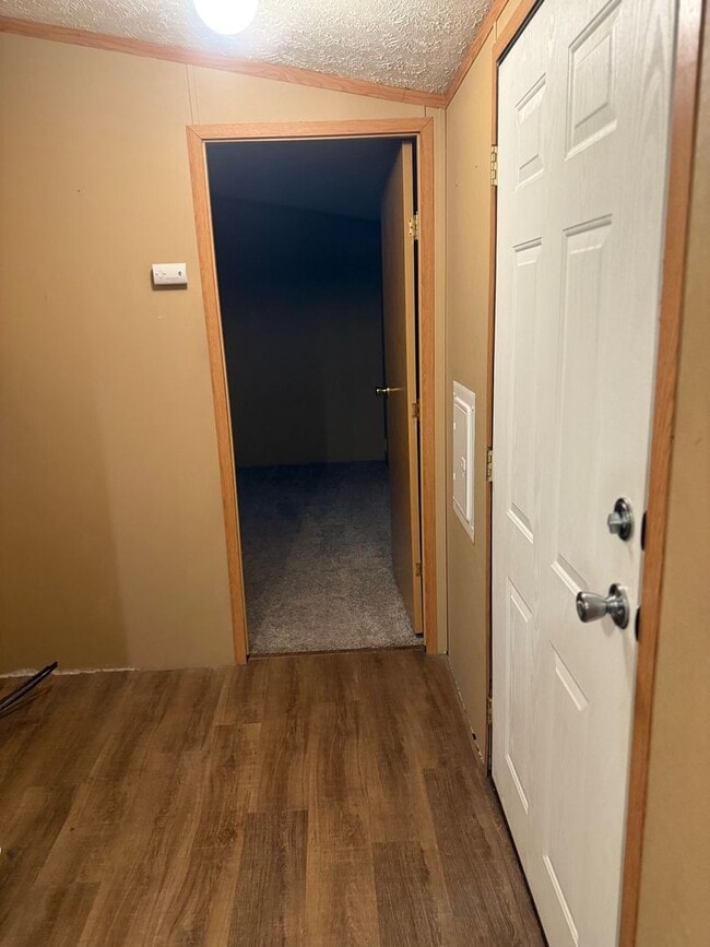 Building Photo - 808 N 8th St