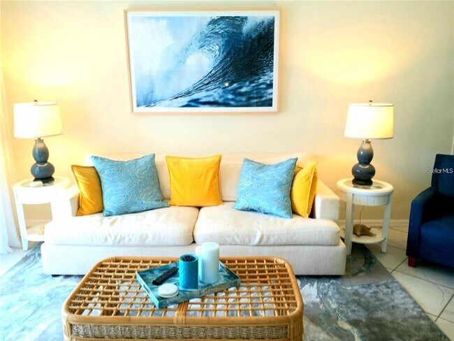 Building Photo - 4216 Central Sarasota Pkwy