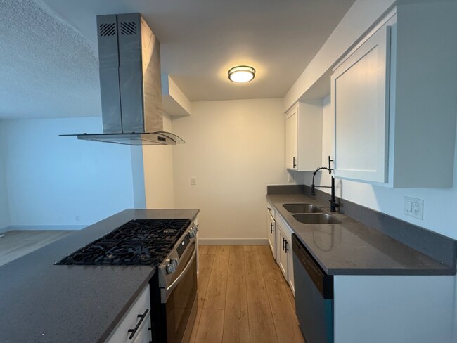 Building Photo - 1135 Martin Luther King Jr Ave