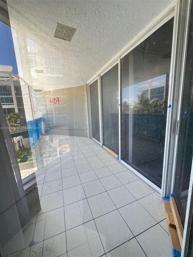 Building Photo - 6767 Collins Ave